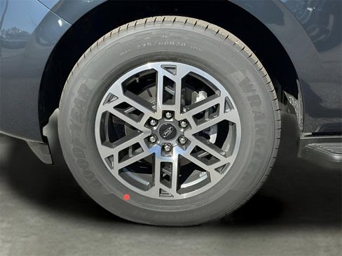 New 2025 Ford Expedition Max Active image 47