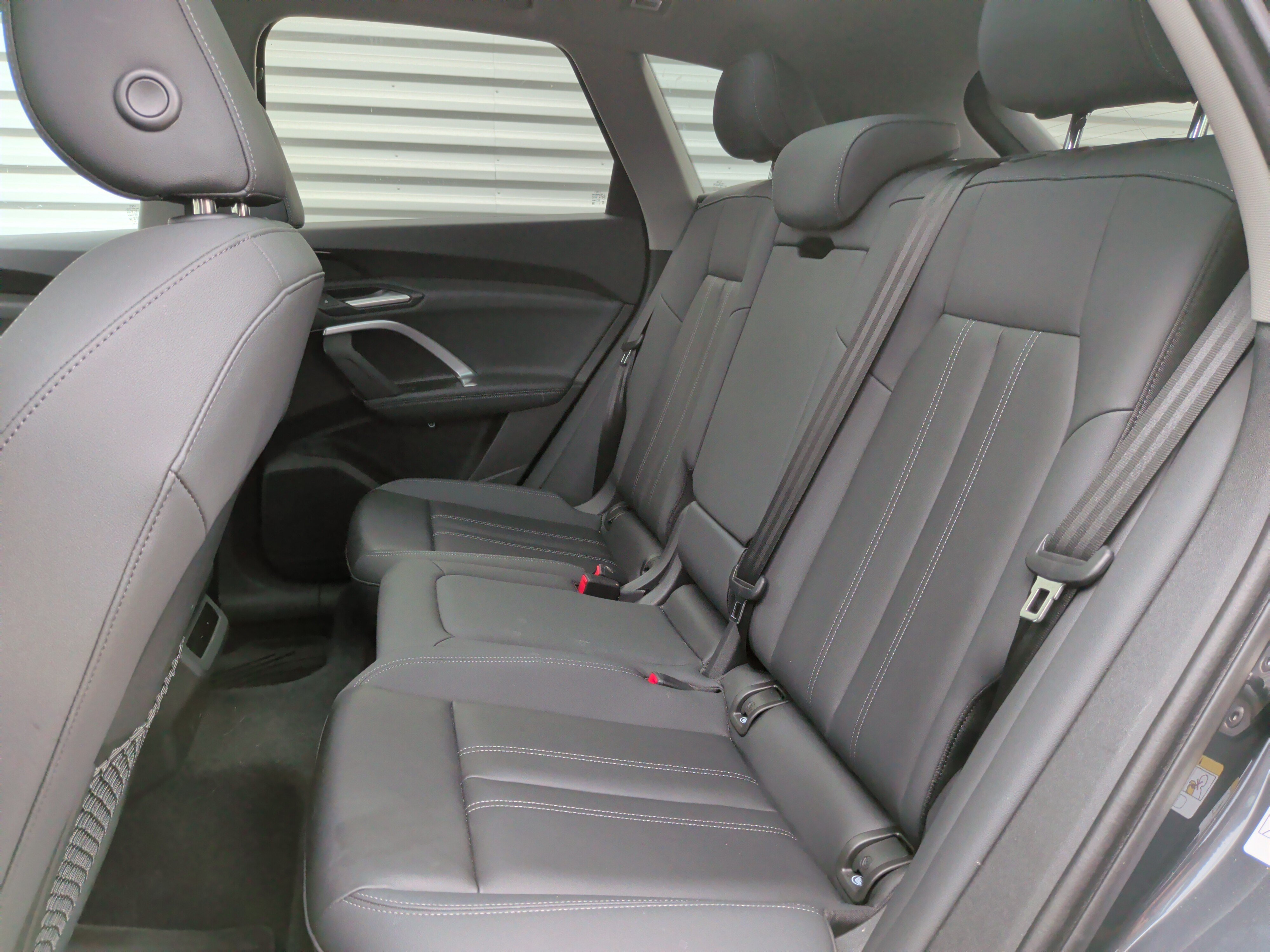 Used 2025 Audi Q5 Premium w/ Convenience Package AWD/4WD image 33