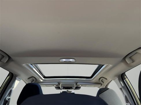 Used 2022 Subaru Forester Premium image 12