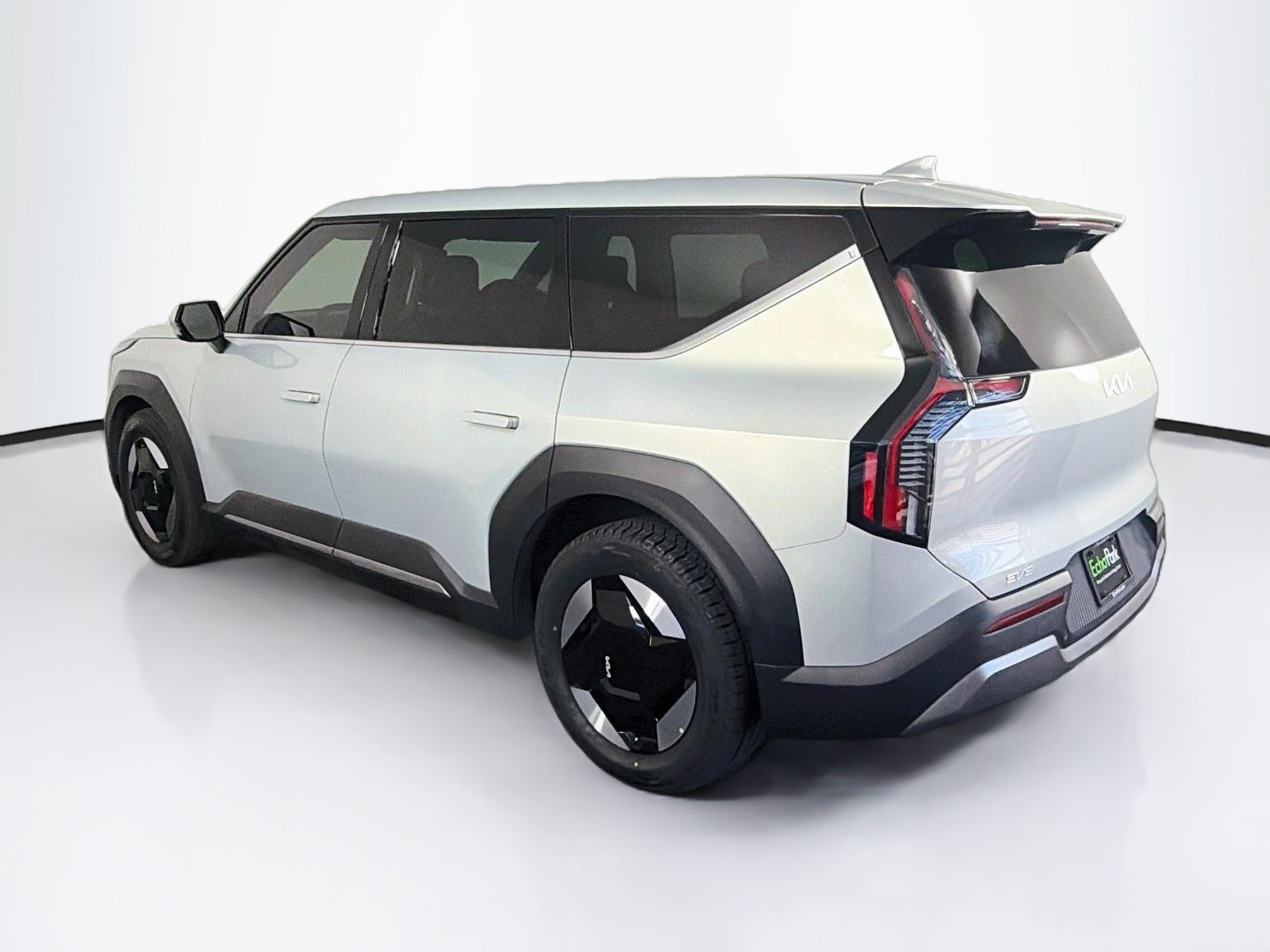 Used 2024 Kia EV9 Light Long Range RWD image 5