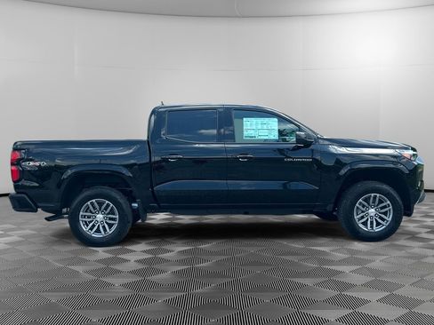 New 2025 Chevrolet Colorado LT w/ LT Convenience Package image 8