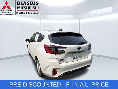Used 2025 Subaru Impreza 2.0i AWD/4WD image 11