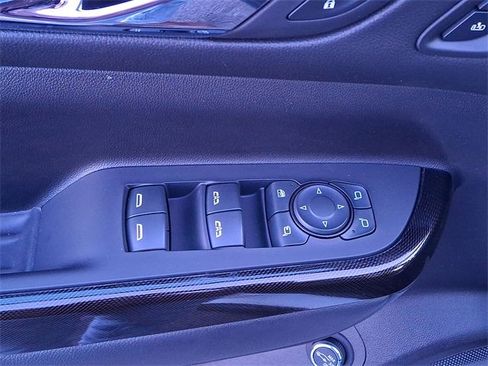 Certified 2022 GMC Acadia AT4 w/ Technology Package image 22