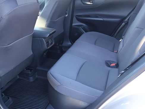 Used 2024 Toyota Venza LE image 26