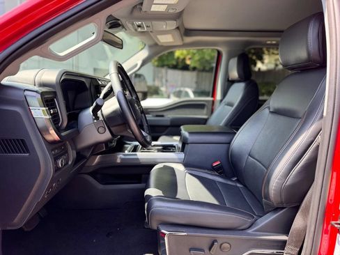 Used 2024 Ford F250 Lariat w/ Black Appearance Package AWD/4WD image 19
