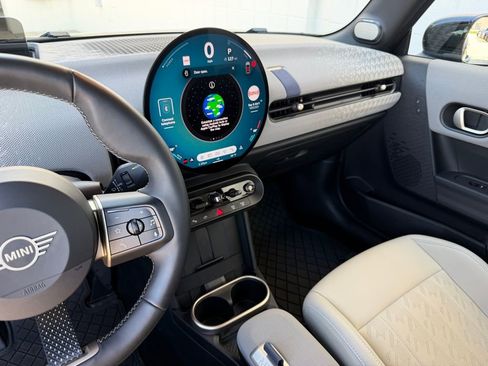 Used 2025 MINI Cooper S FWD image 26