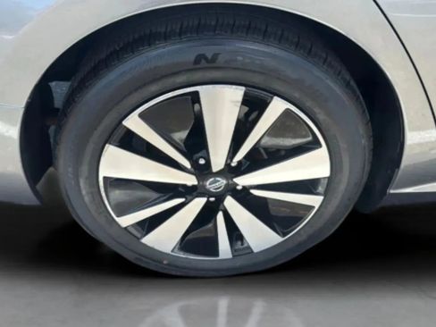 Used 2022 Nissan Altima 2.5 SV FWD image 34