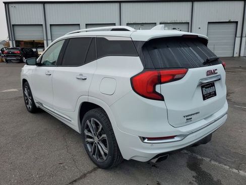 Used 2019 GMC Terrain Denali w/ Advanced Safety Package image 3