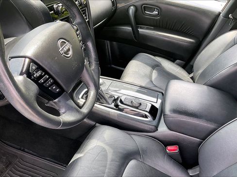 Certified 2023 Nissan Armada SL w/ Midnight Edition Package AWD/4WD image 15