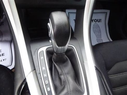 Used 2013 Ford Fusion SE image 11