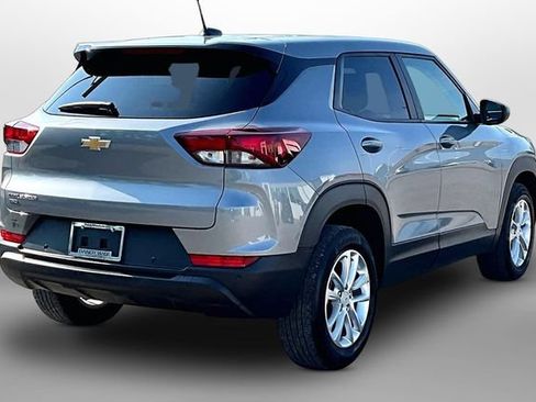 Used 2024 Chevrolet TrailBlazer LS w/ LS Convenience Package AWD/4WD image 13