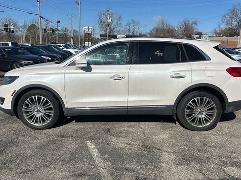Used 2018 Lincoln MKX Reserve w/ Driver Assistance Package image 2