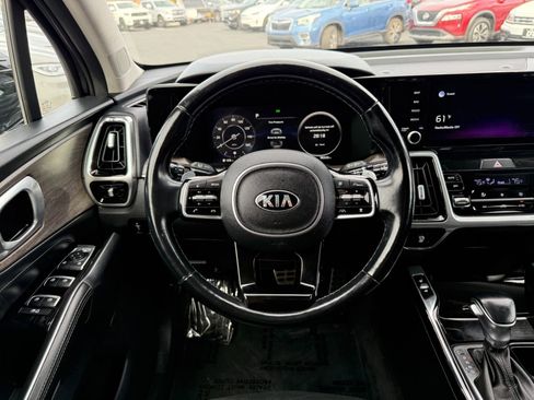 Used 2021 Kia Sorento SX Prestige image 10