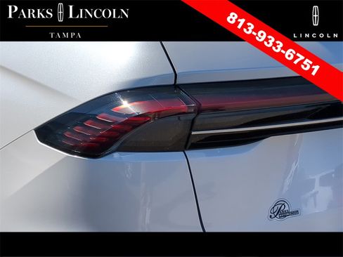 Used 2024 Lincoln Nautilus Premier w/ Jet Appearance Package image 7