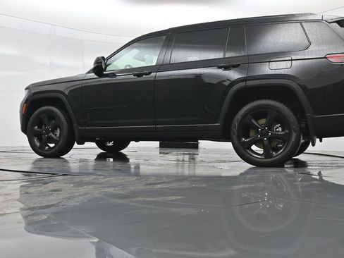 New 2025 Jeep Grand Cherokee L Limited w/ Black Appearance Package image 48