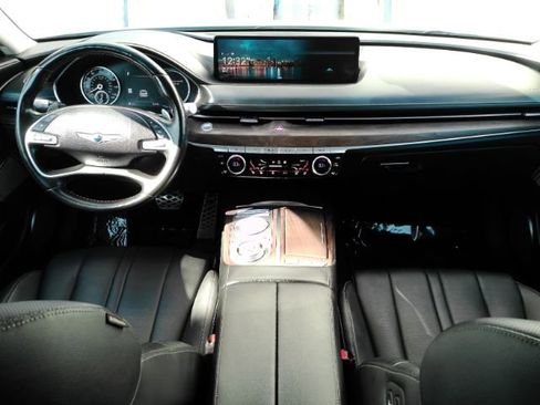 Used 2022 Genesis G80 2.5T w/ Prestige Package image 3