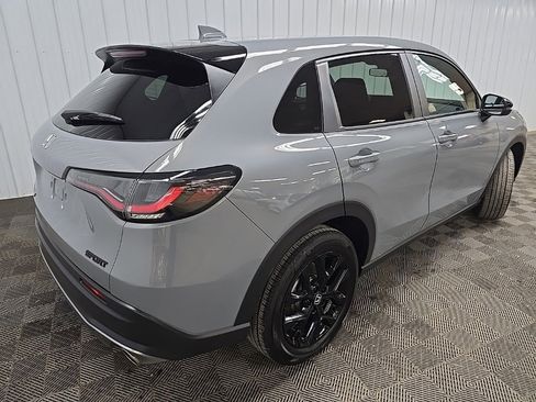 Used 2024 Honda HR-V Sport image 10