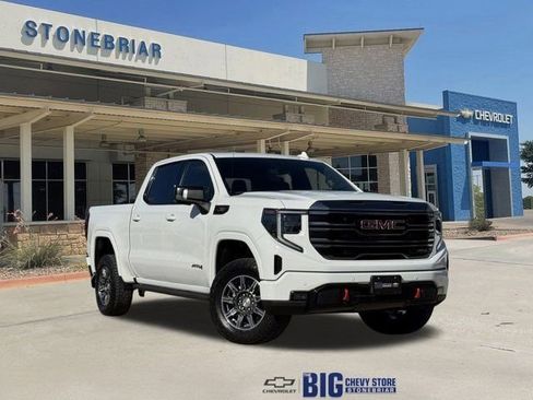 Used 2024 GMC Sierra 1500 AT4 w/ Technology Package image 1
