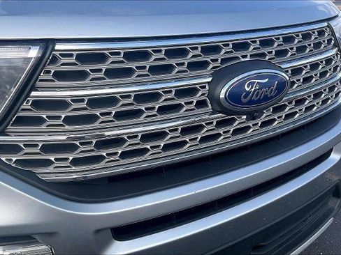 Certified 2023 Ford Explorer Limited image 26