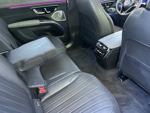 Certified 2023 Mercedes-Benz EQS 580 4MATIC SUV image 31