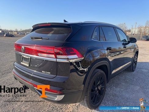 Used 2024 Volkswagen Atlas Cross Sport SE image 5