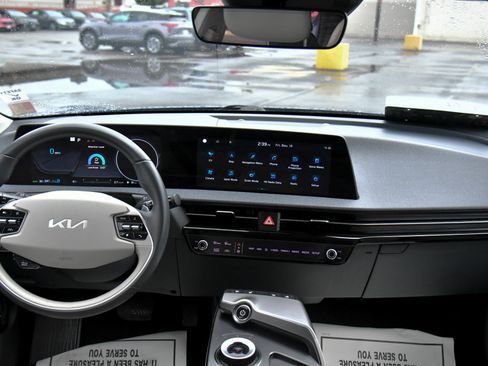 Used 2024 Kia EV6 Wind w/ Wind Technology Package image 46