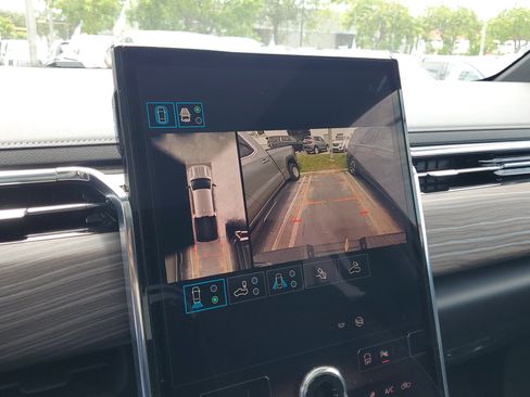 New 2025 GMC Sierra EV Denali AWD/4WD image 17