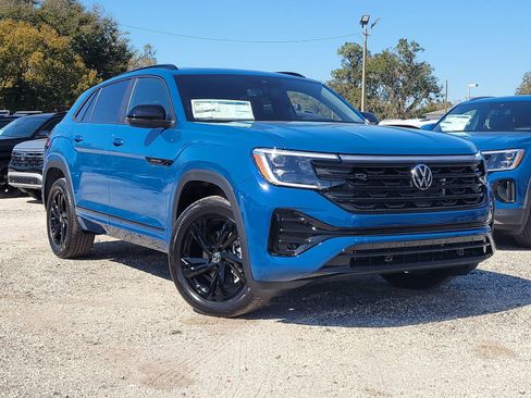 New 2026 Volkswagen Atlas Cross Sport SEL R-Line image 2