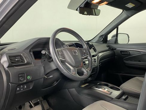 Used 2023 Honda Passport EX-L image 4