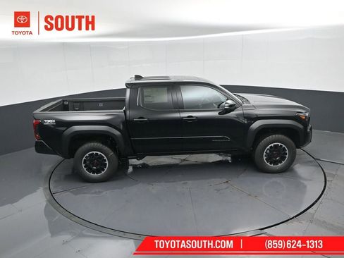 New 2026 Toyota Tacoma TRD Off-Road w/ TRD Off Road Upgrade Package AWD/4WD image 45