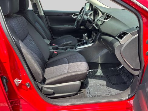 Used 2019 Nissan Sentra SV FWD image 11