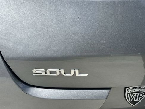 Used 2024 Kia Soul LX w/ Option Group 015 FWD image 12