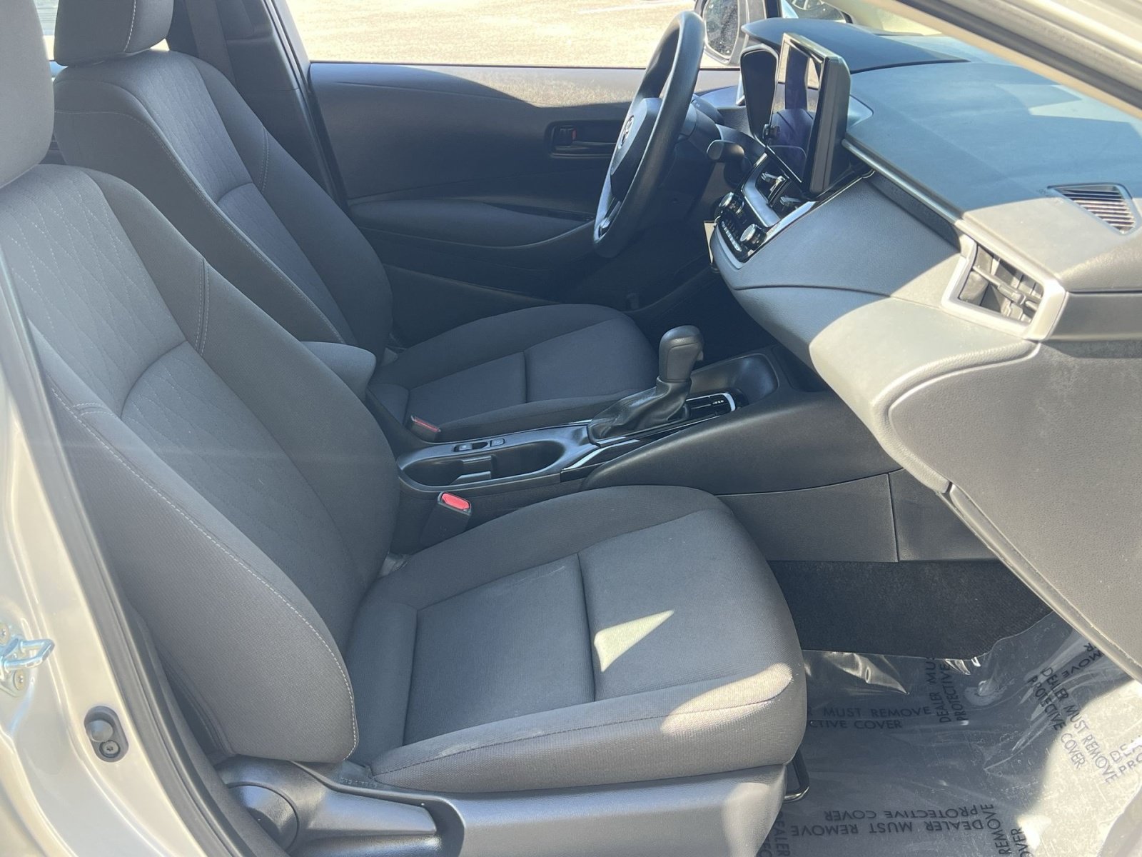Used 2023 Toyota Corolla LE FWD image 25