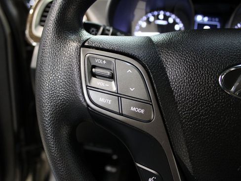 Used 2017 Hyundai Santa Fe Sport image 22