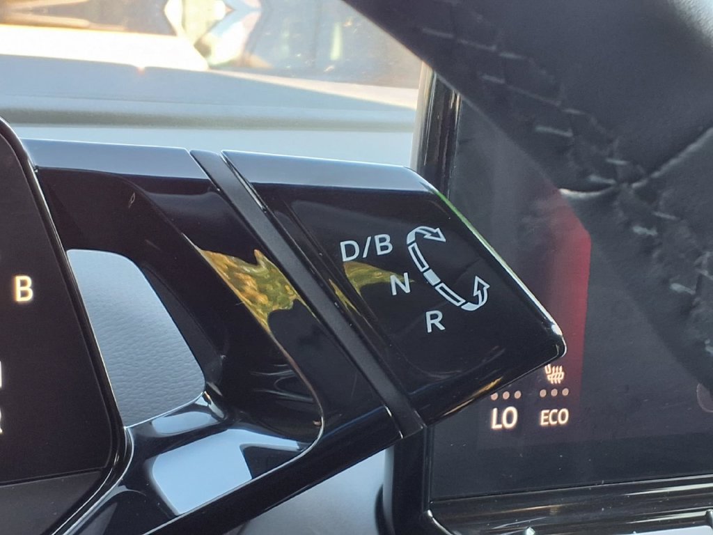 Used 2023 Volkswagen ID.4 Pro S RWD image 18