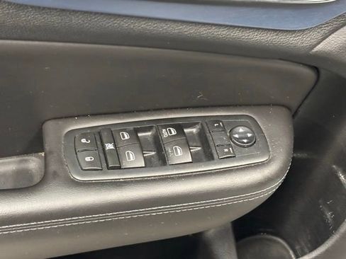 Used 2017 Hyundai Santa Fe SE FWD image 10