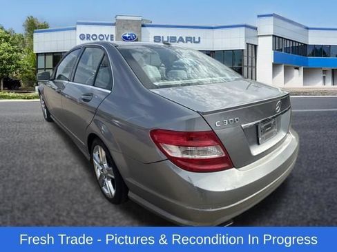 Used 2011 Mercedes-Benz C 300 Sedan image 3
