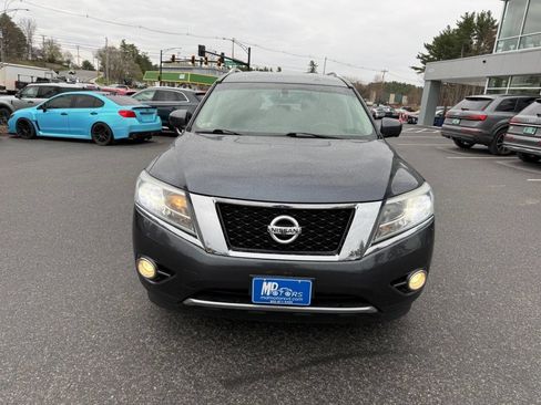 Used 2014 Nissan Pathfinder Platinum AWD/4WD image 3