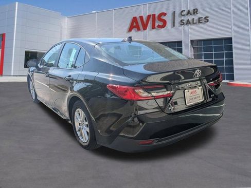 Used 2025 Toyota Camry LE FWD image 7