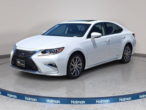 Used 2016 Lexus ES 300h w/ Navigation System Package FWD image 1