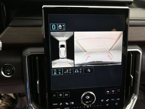 Used 2024 GMC Acadia Denali w/ Super Cruise Package AWD/4WD image 33