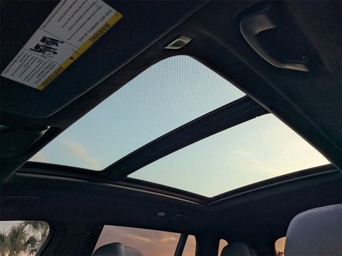 Used 2021 BMW X7 xDrive40i w/ M Sport Package image 33