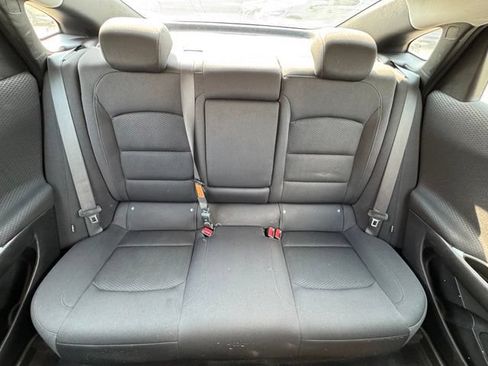 Used 2023 Chevrolet Malibu LT FWD image 15