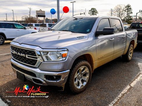 Used 2022 RAM 1500 Big Horn image 2