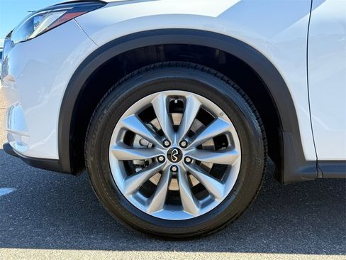 Used 2022 INFINITI QX50 Luxe image 10