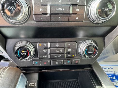 Used 2019 Ford F150 Limited image 20