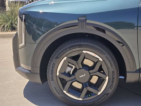 New 2027 Kia Telluride EX w/ Towing Package FWD image 5