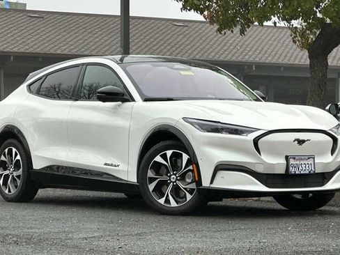 Used 2023 Ford Mustang Mach-E Premium image 2