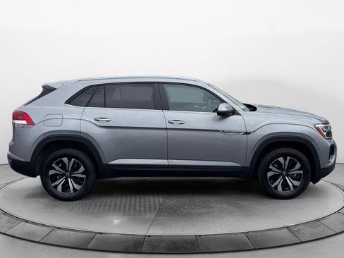 New 2026 Volkswagen Atlas Cross Sport SE AWD/4WD image 8