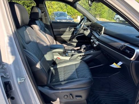 Used 2025 Kia Telluride EX X-Line AWD/4WD image 38